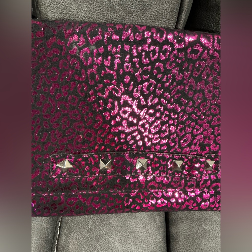 Betsey Johnson Fuchsia Embossed Clutch with Silver Chain - Picture 2 of 4